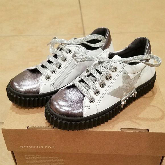 Naturino Other - Naturino white and silver glitter star sneakers